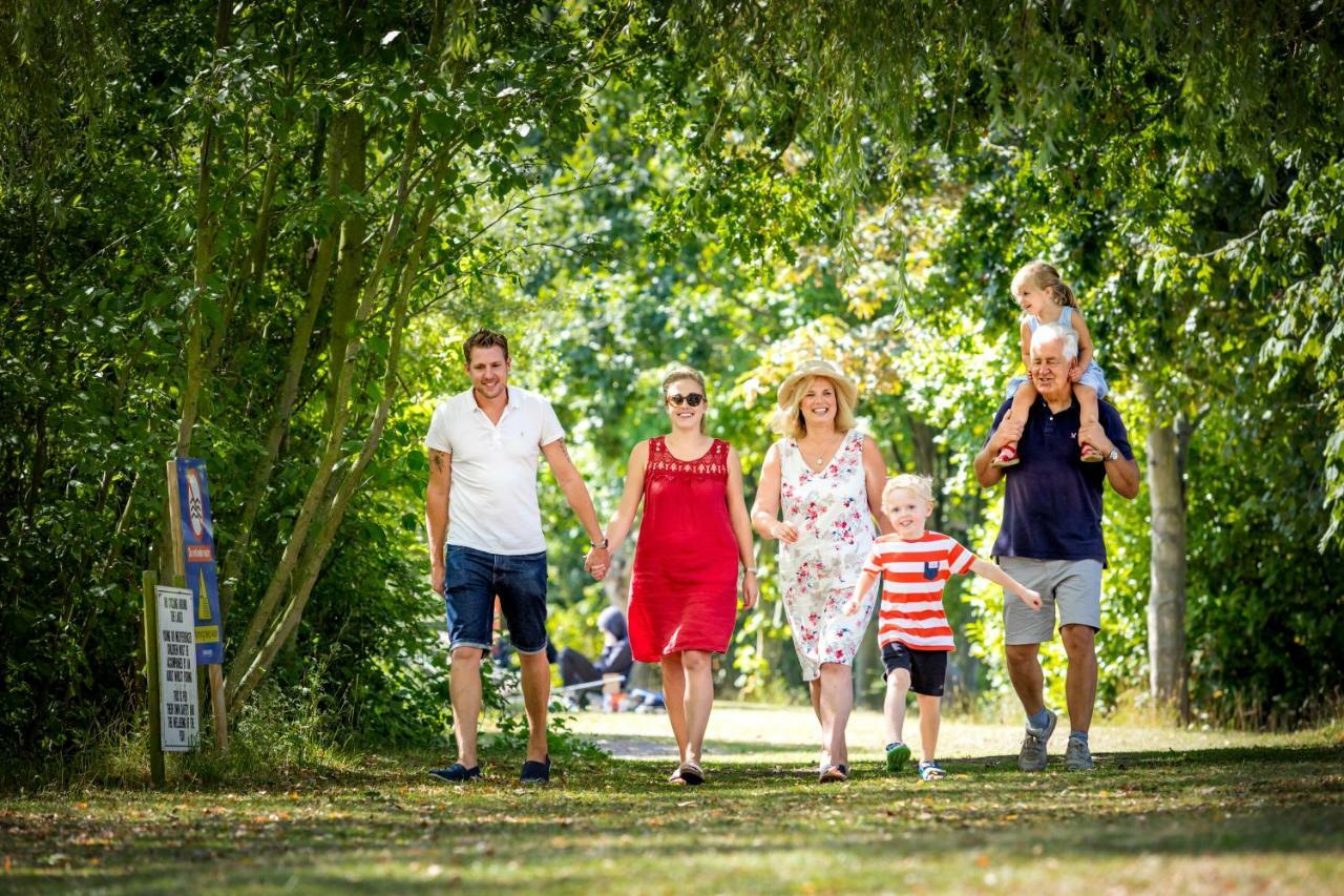 Camping Pods, Carlton Meres Holiday Park Rendham Esterno foto