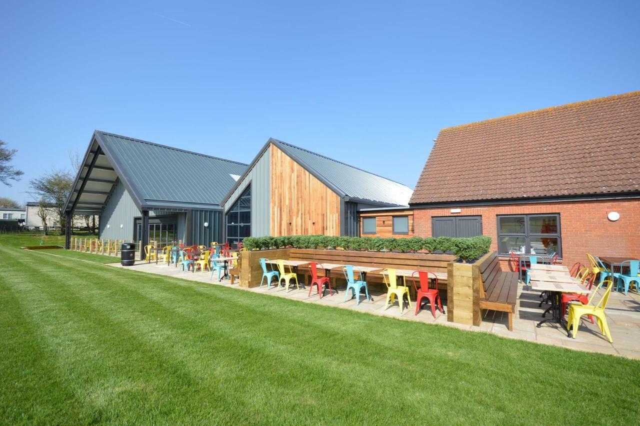 Camping Pods, Carlton Meres Holiday Park Rendham Esterno foto